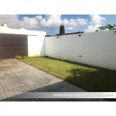 Casa en venta en San Lorenzo Cacaotepec
