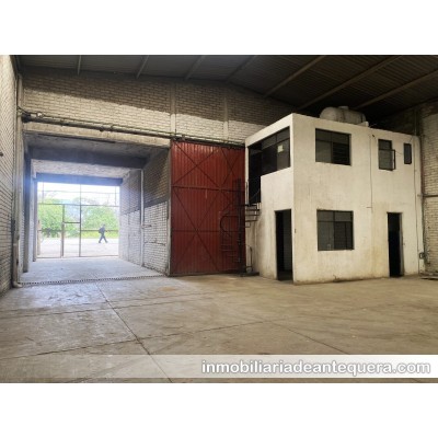 Renta de Bodega cerca a la central de abastos