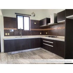 Casa en venta en Col. Martires de Rio Blanco